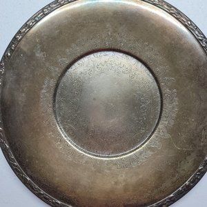 Vintage WMA Rogers MeadowBrook Silver Plate Round 10 Inch Serving Platter